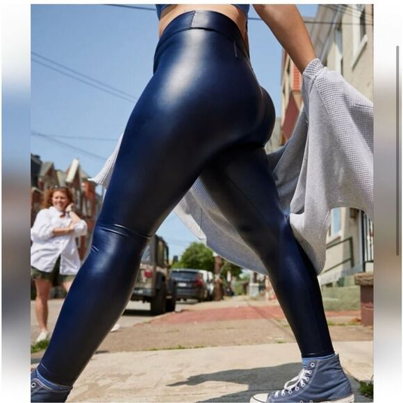 Aerie Offline Navy Blue Faux Leather Leggings Size XS or Medium New. - Picture 2 of 5